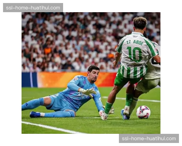 专栏:过度依赖个人能力仍是法甲通病,整体战术素养与欧洲顶级联赛存在差距 专栏:过度依赖个人能力仍是法甲通病,整体战术素养与欧洲顶级联赛存在差距